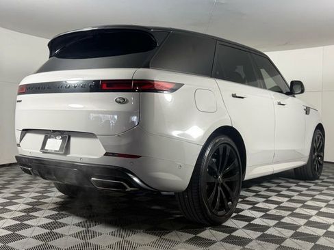 Certified 2023 Land Rover Range Rover Sport SE Dynamic image 9