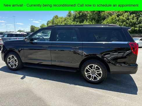 Used 2025 Ford Expedition Max Active AWD/4WD image 8