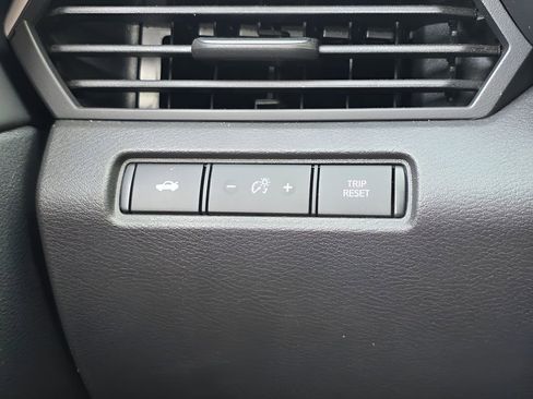 Used 2025 Nissan Altima 2.5 SV image 21