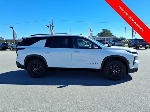 New 2026 Chevrolet Traverse LT w/ Midnight/Sport Edition image 6