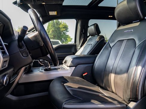 Used 2019 Ford F150 Platinum w/ Technology Package image 23