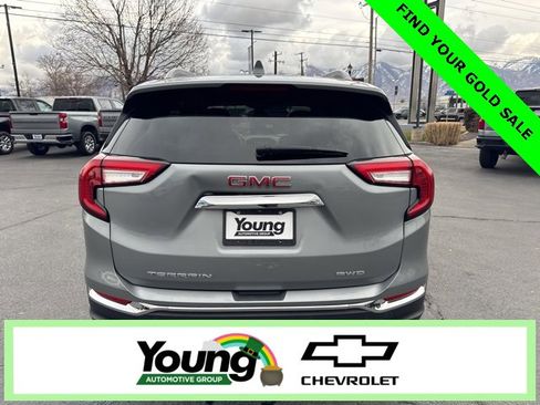 Certified 2024 GMC Terrain SLT image 6