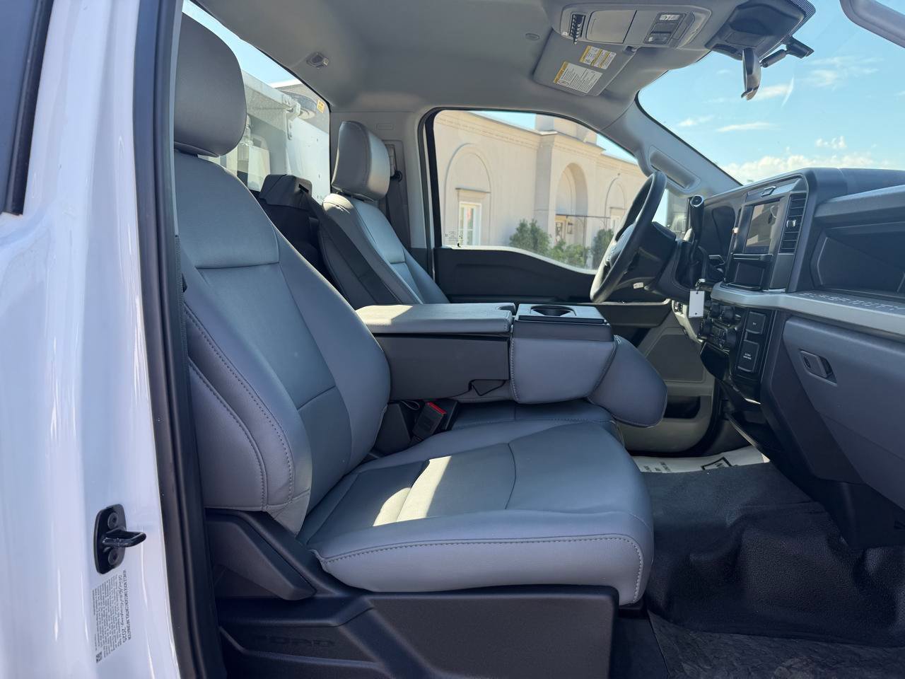 Used 2026 Ford F550 4x4 Regular Cab Super Duty image 20