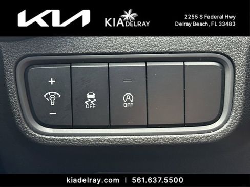 Used 2023 Kia Soul LX w/ Option Group 015 FWD image 23