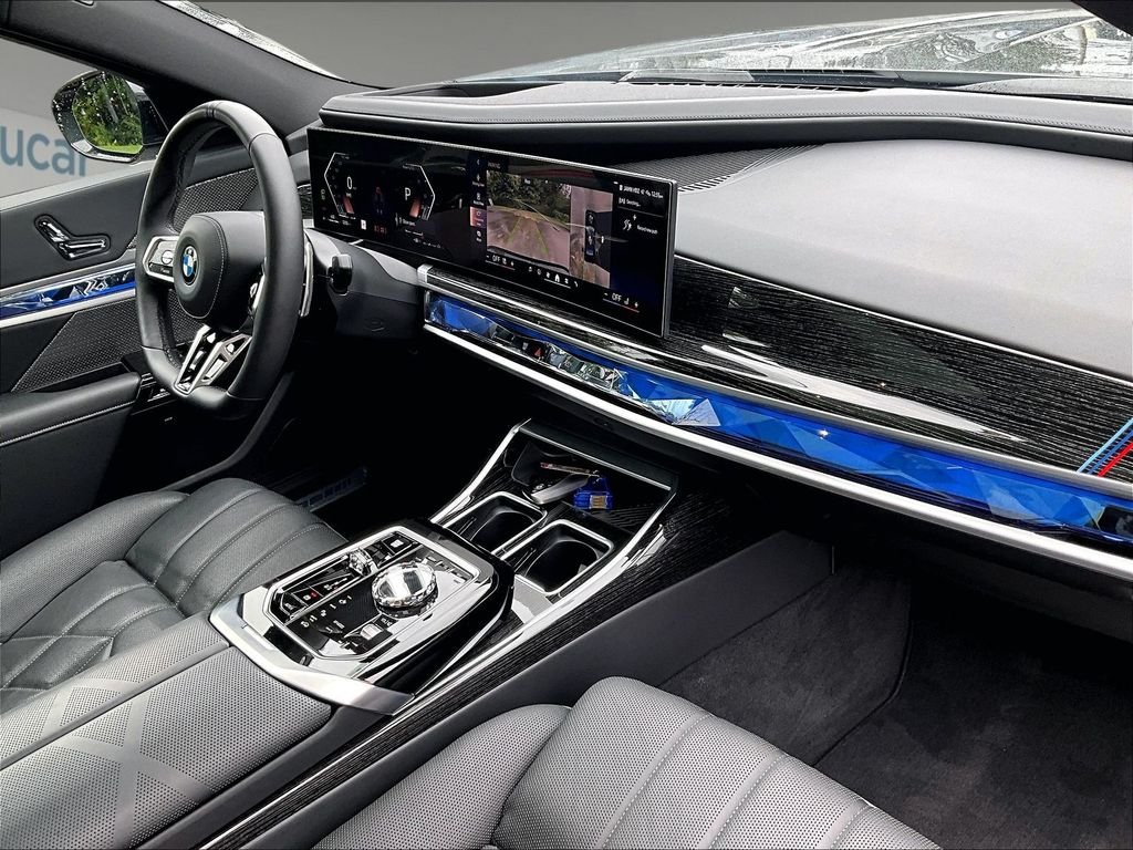 Used 2026 BMW 740i xDrive AWD/4WD image 14