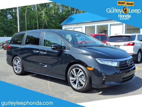 Used 2022 Honda Odyssey Touring image 1