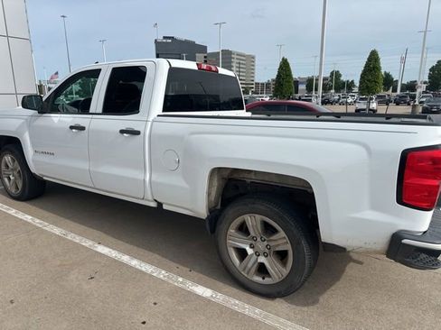 Used 2017 Chevrolet Silverado 1500 Custom w/ Custom Convenience Package RWD image 6