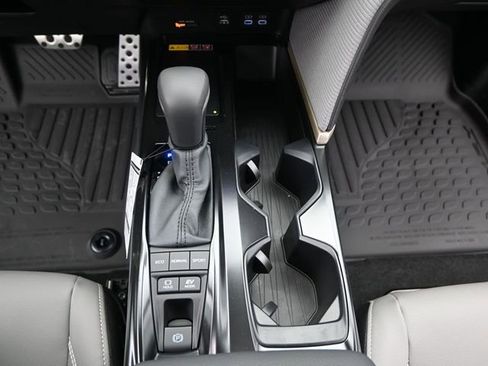 New 2026 Toyota Camry SE w/ Multimedia Upgrade Package image 7