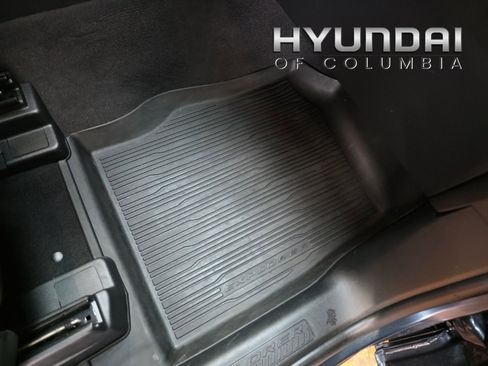 Used 2022 Ford Explorer XLT w/ Class IV Trailer Tow Package image 12