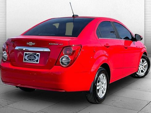 Used 2015 Chevrolet Sonic LT image 11