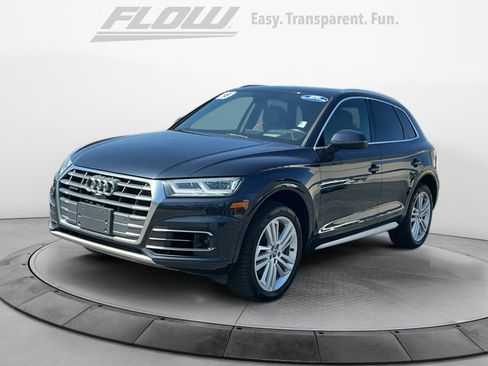 Used 2018 Audi Q5 Prestige w/ Prestige Package image 4