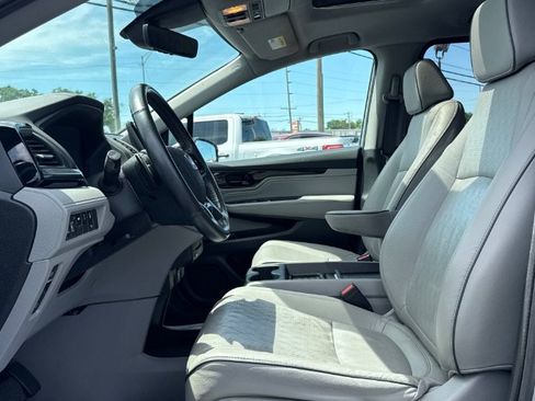 Used 2022 Honda Odyssey Elite image 17
