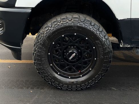 Used 2020 RAM 2500 Tradesman w/ Bed Utility Group image 31