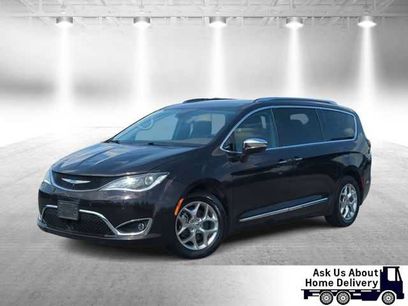 Certified 2019 Chrysler Pacifica Limited w/ Advanced Safetytec Group