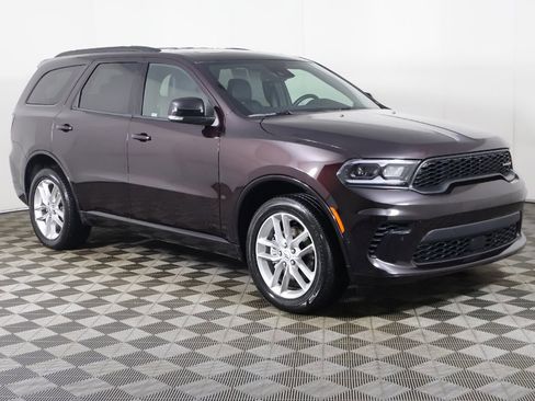Used 2025 Dodge Durango GT AWD/4WD image 2