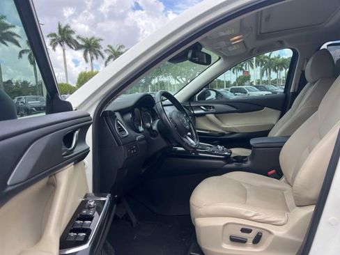 Used 2018 MAZDA CX-9 Touring w/ Touring Premium Package FWD image 14