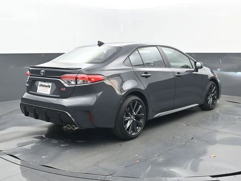 Used 2025 Toyota Corolla SE image 19