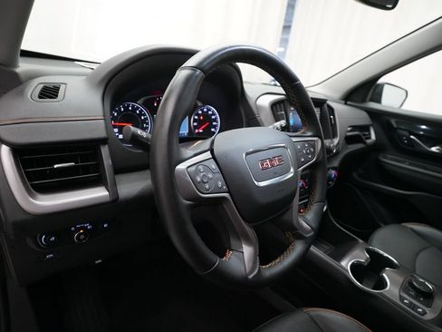 Used 2024 GMC Terrain AT4 AWD/4WD image 8
