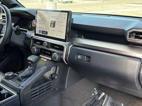 Certified 2025 Toyota 4Runner TRD Off-Road Premium w/ Tow Technology Package image 41