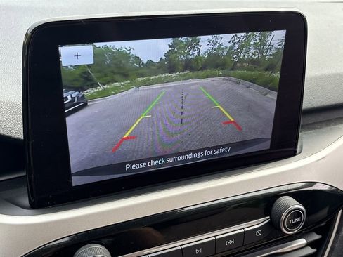 Used 2020 Ford Escape SE Sport AWD/4WD image 25