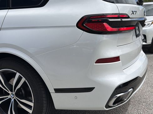 Certified 2025 BMW X7 xDrive40i image 10