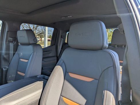 New 2026 GMC Sierra 1500 AT4 w/ AT4 Premium Package image 12