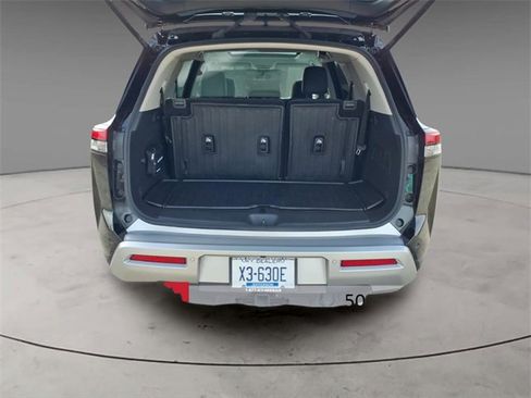 Certified 2024 Nissan Pathfinder Platinum w/ Cargo Package image 8