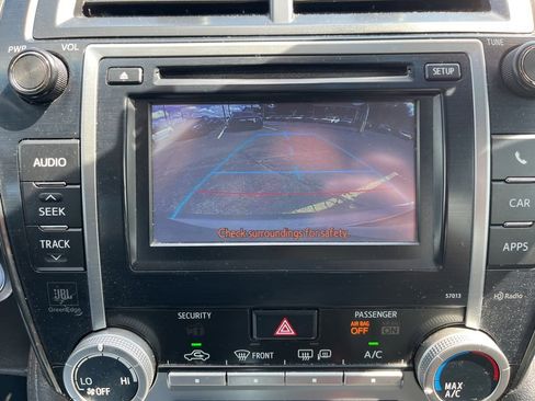 Used 2012 Toyota Camry SE image 17