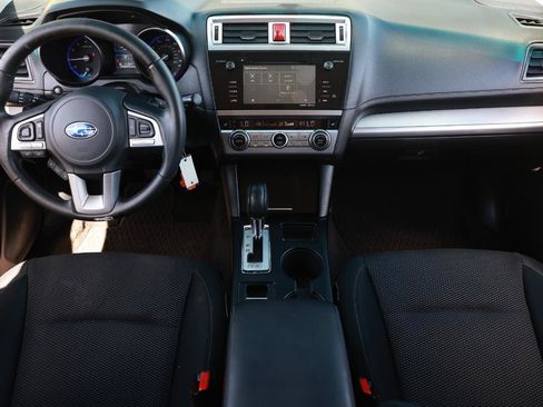 Used 2015 Subaru Outback 2.5i Premium image 21