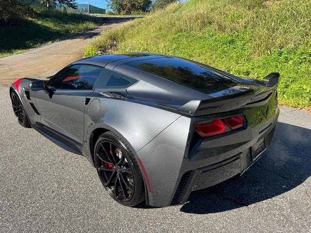 Used 2017 Chevrolet Corvette Grand Sport RWD image 8