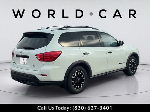 Used 2020 Nissan Pathfinder SL FWD image 7