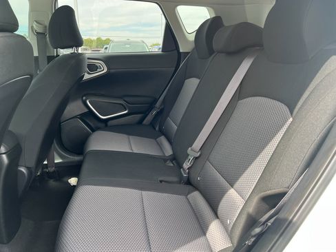 Used 2023 Kia Soul LX image 20