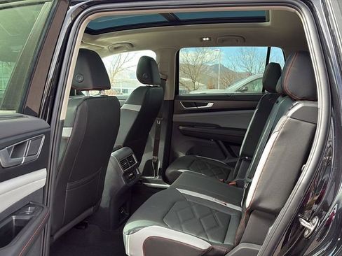 New 2026 Volkswagen Atlas Peak Edition AWD/4WD image 8