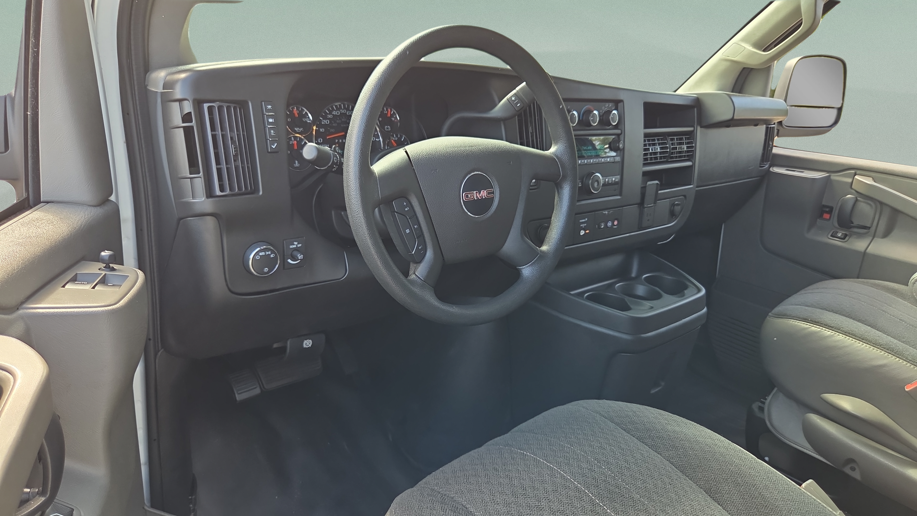 Used 2023 GMC Savana 2500 w/ Driver Convenience Package RWD image 10