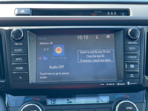 Used 2018 Toyota RAV4 XLE image 29