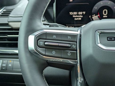 New 2026 GMC Acadia Denali w/ Super Cruise Package FWD image 27