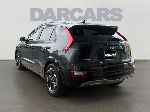 Used 2023 Kia Niro Wave w/ Wave Preserve Package FWD image 5