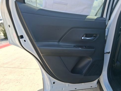 New 2026 Nissan Kicks SV w/ SV Premium Package FWD image 16