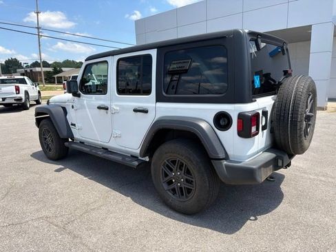 Used 2024 Jeep Wrangler Unlimited Sport AWD/4WD image 28