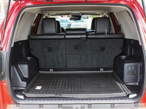 Used 2021 Toyota 4Runner Venture w/ Moonroof Package image 8