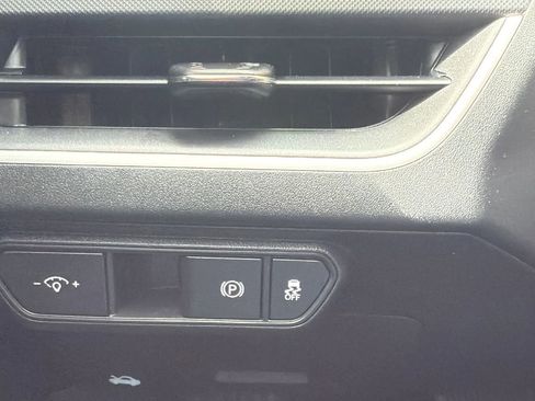 Used 2025 Kia K4 image 15