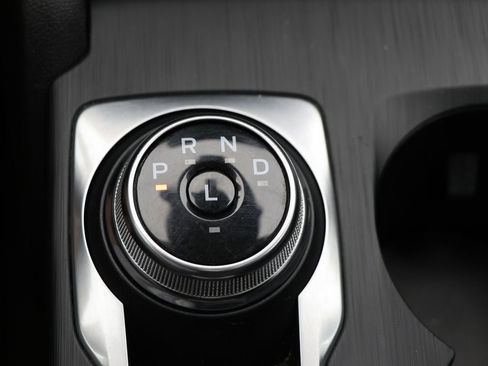 Used 2022 Ford Escape SEL image 25