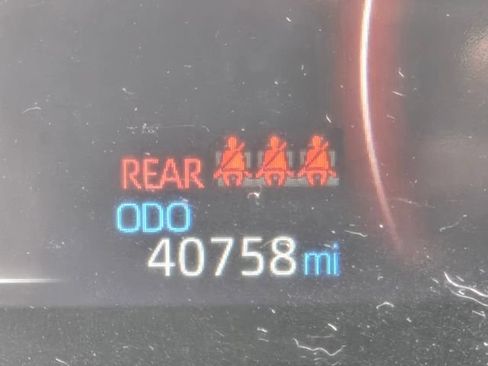 Used 2024 Toyota RAV4 LE AWD/4WD image 34
