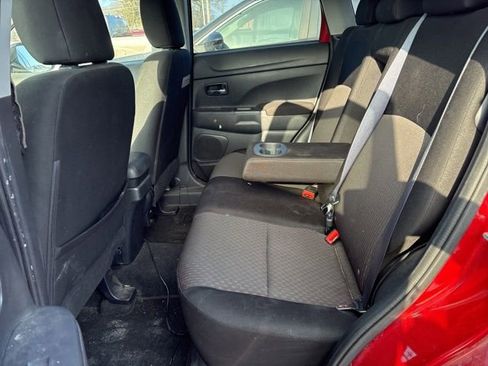 Used 2018 Mitsubishi Outlander Sport ES image 9