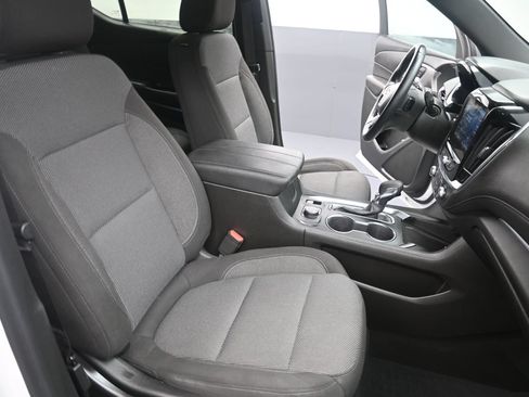 Used 2023 Chevrolet Traverse LT w/ LPO, Floor Liner Package AWD/4WD image 43