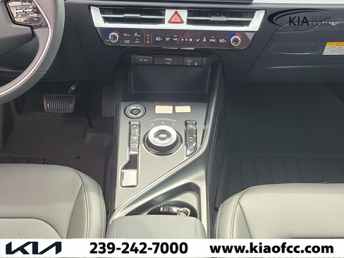 New 2026 Kia Niro Wind FWD image 19