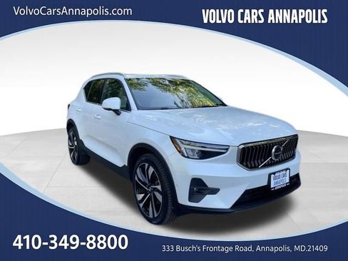 Certified 2023 Volvo XC40 B5 Plus w/ Protection Package Premier image 1