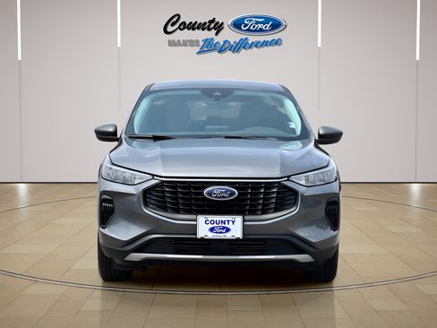 Used 2025 Ford Escape Active AWD/4WD image 6