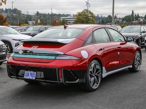 New 2025 Hyundai Ioniq 6 SEL image 9