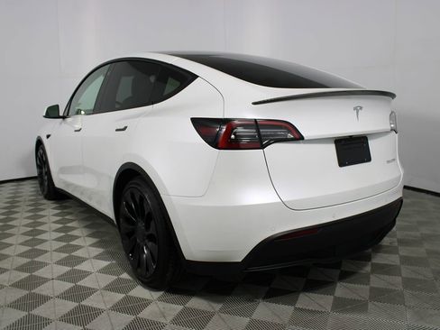 Used 2022 Tesla Model Y Performance AWD/4WD image 33
